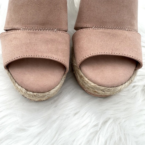 Universal Thread Pink Wedges - Picture 2 of 12